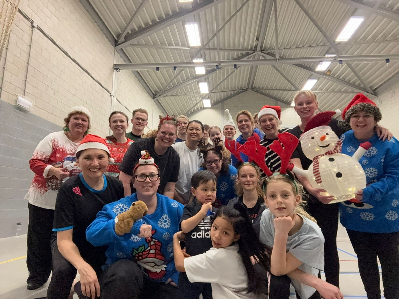 Karate Team Utrecht - Karate en boksfit in Utrecht Leidsche Rijn - Geef je op voor een gratis proefles! Boksfit voor (jong) volwassenen